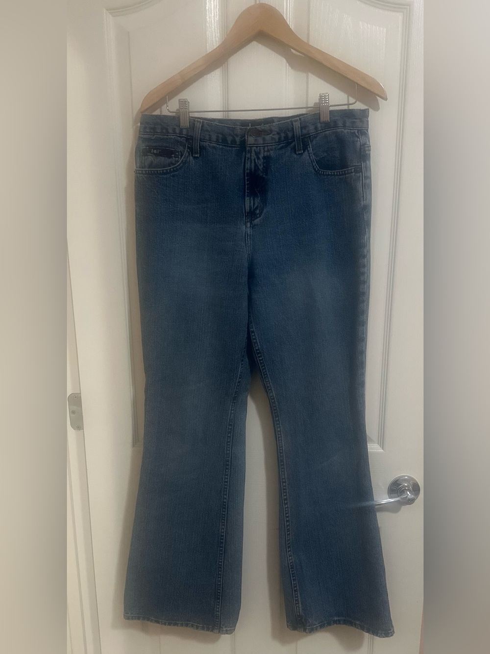 LEI Vintage 90s Flare Jeans Medium Wash High Ripped Y2K Denim Distressed Size 13